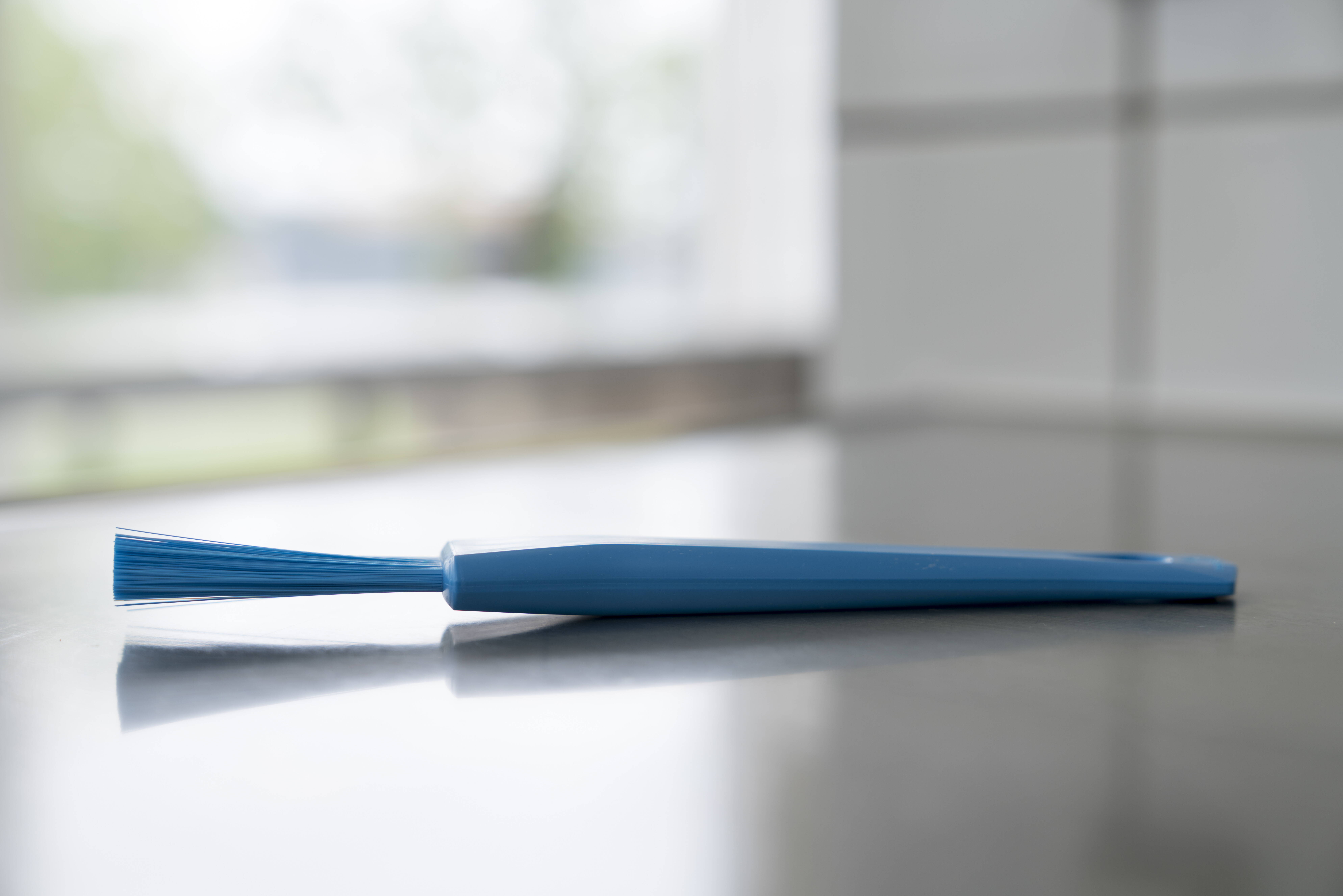 Vikan UST Detail Brush, 30 mm, Soft, Blue