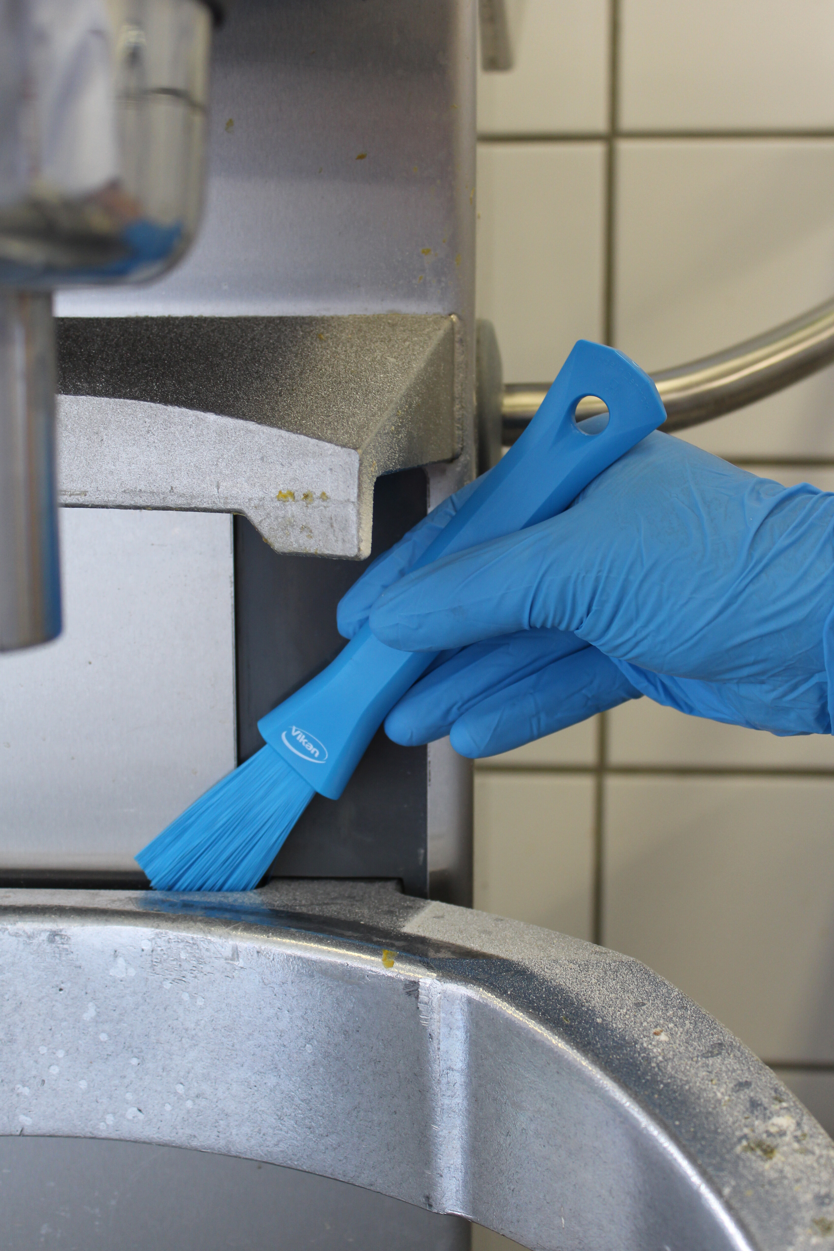 Vikan UST Detail Brush, 30 mm, Soft, Blue